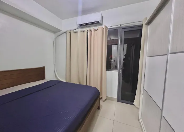 Moa - Walking Distance To Mall Cheap * Manila