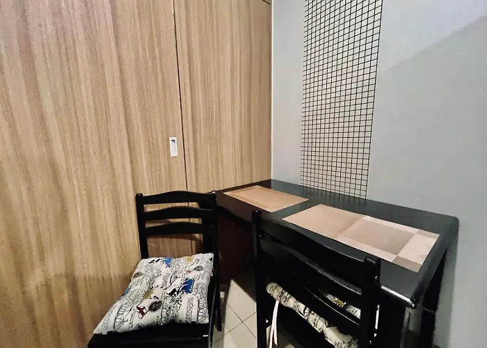 Moa - Walking Distance To Mall Cheap Apartment Manila
