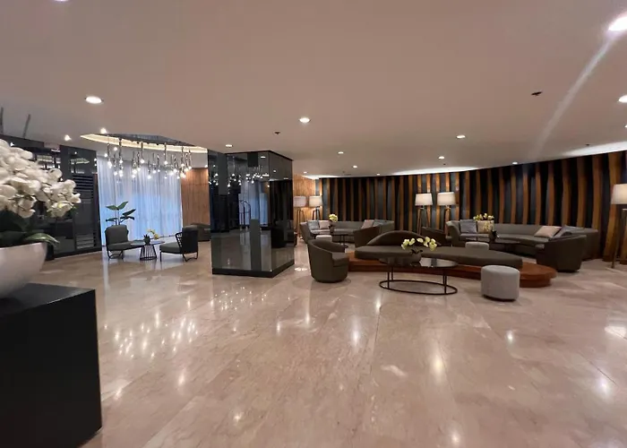 Moa - Walking Distance To Mall Cheap