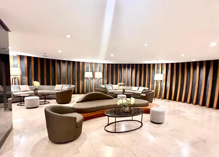Apartment Moa - Walking Distance To Mall Cheap