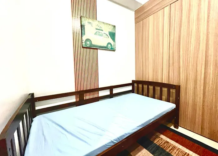 Moa - Walking Distance To Mall Cheap Apartment Manila