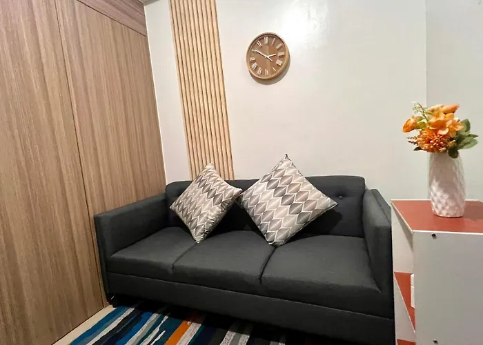 Moa - Walking Distance To Mall Cheap * Manila