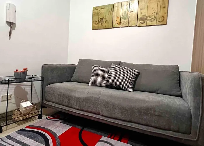 Moa - Walking Distance To Mall Cheap Apartment Manila