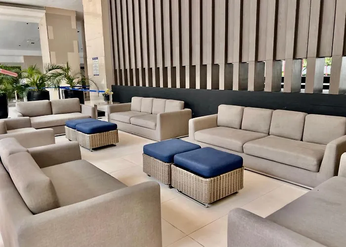 Apartment Moa - Walking Distance To Mall Cheap
